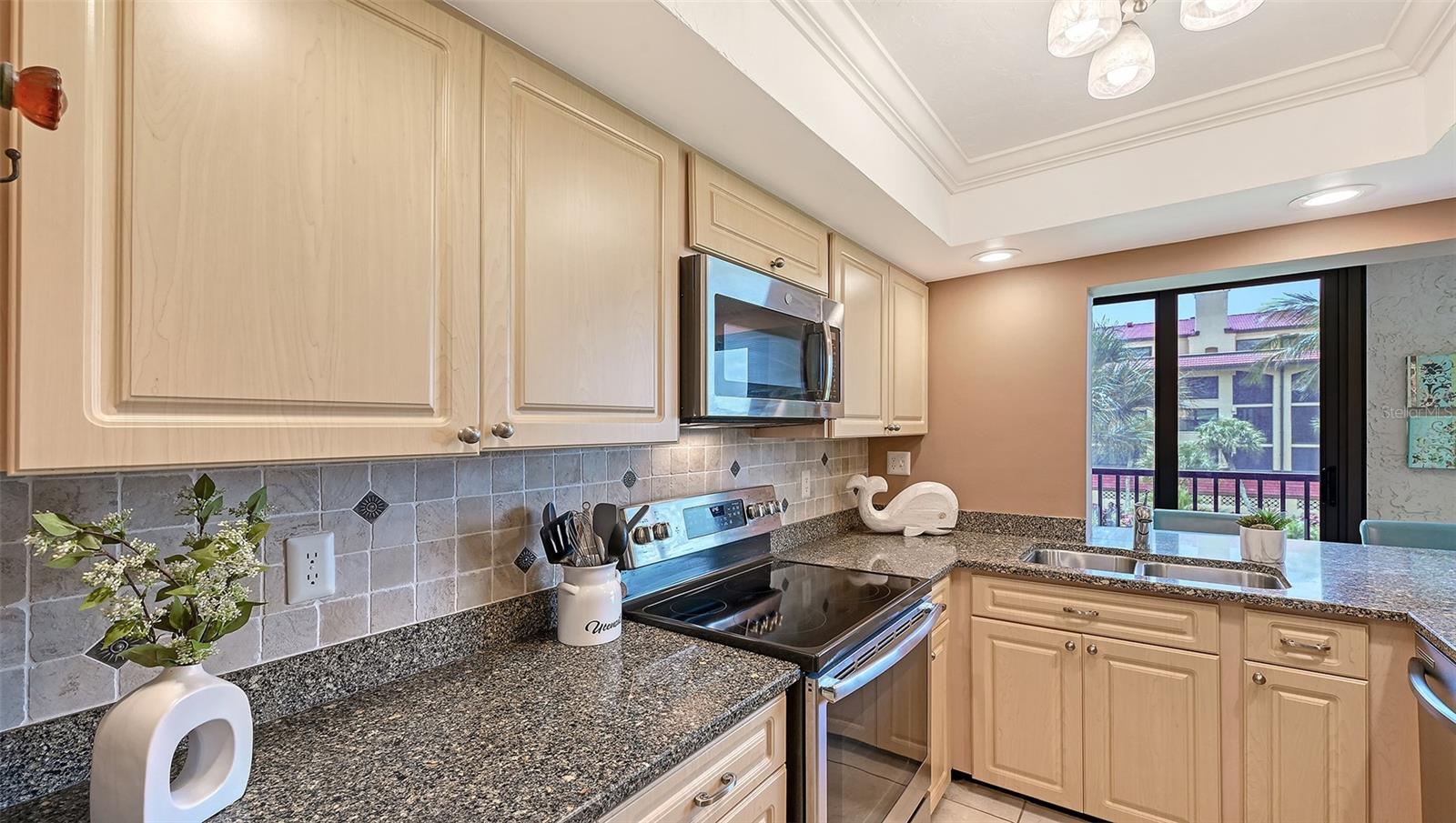 8710 Midnight Pass Unit 203b, Sarasota, FL 34242