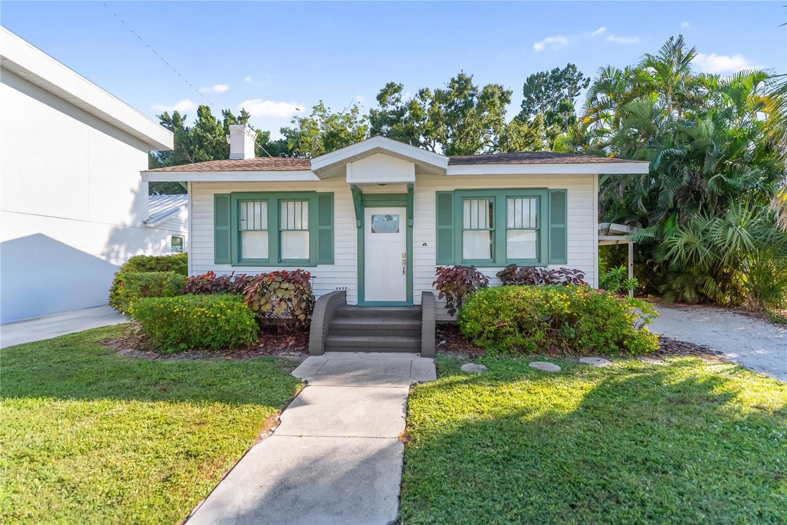 2530 Loma Linda, Sarasota, FL 34239