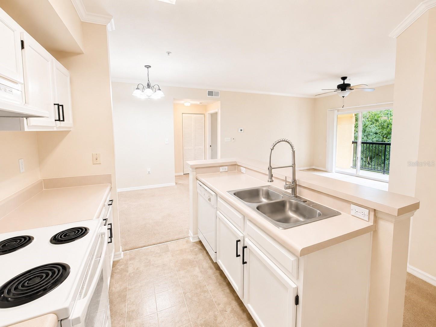 5610 Pinnacle Heights Unit 309, Tampa, FL 33624