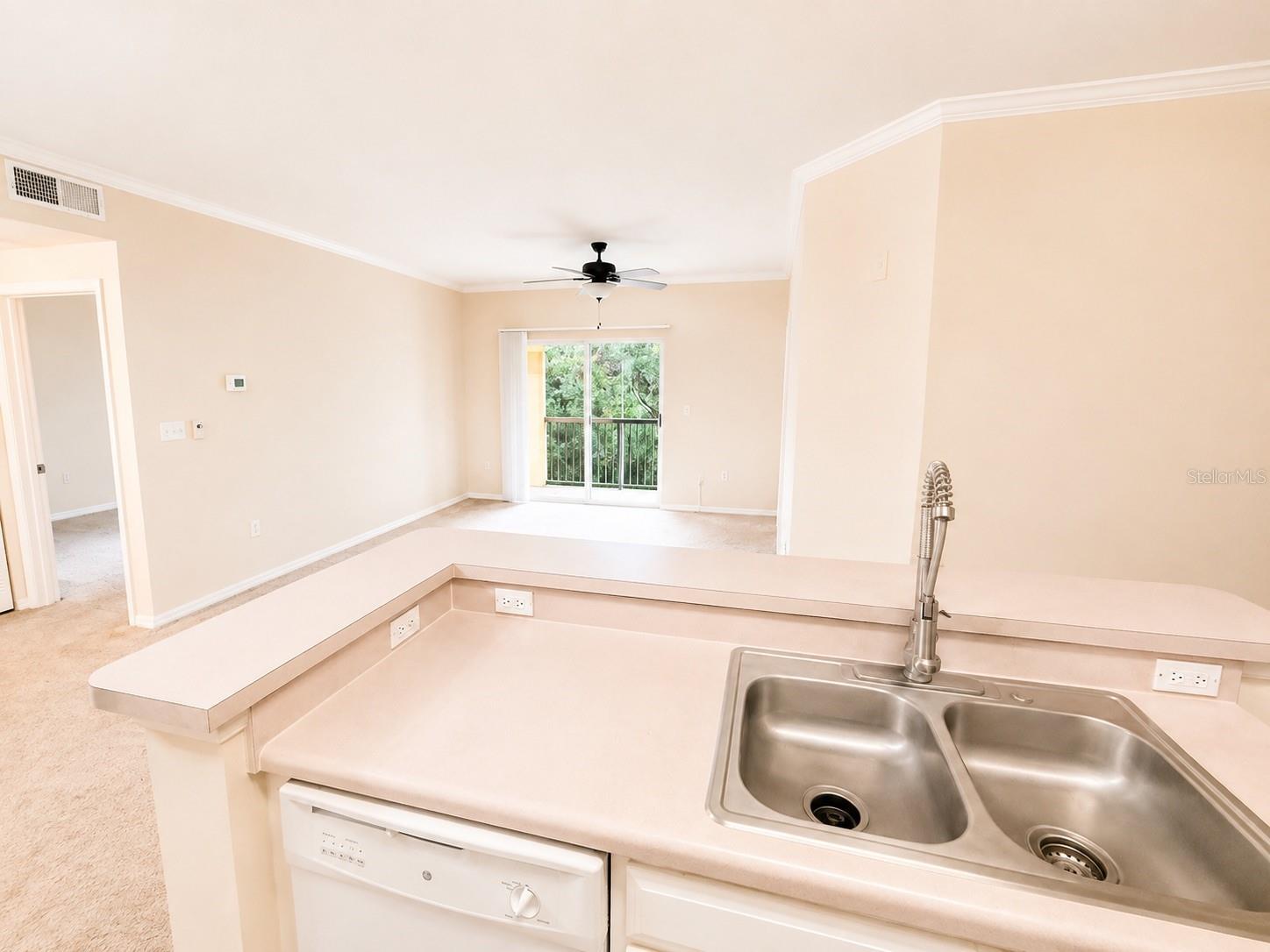 5610 Pinnacle Heights Unit 309, Tampa, FL 33624