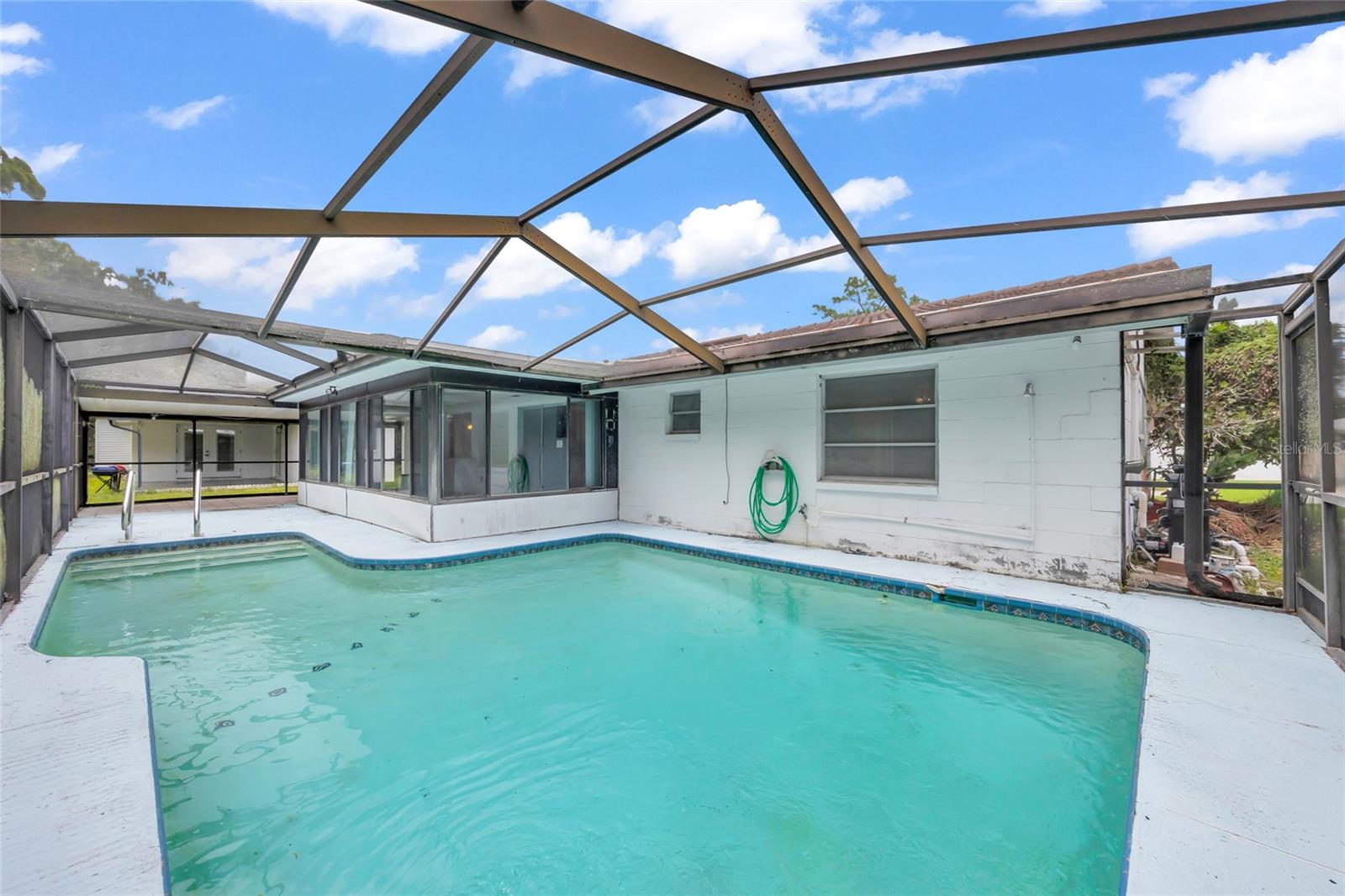 4618 Corner, New Port Richey, FL 34652