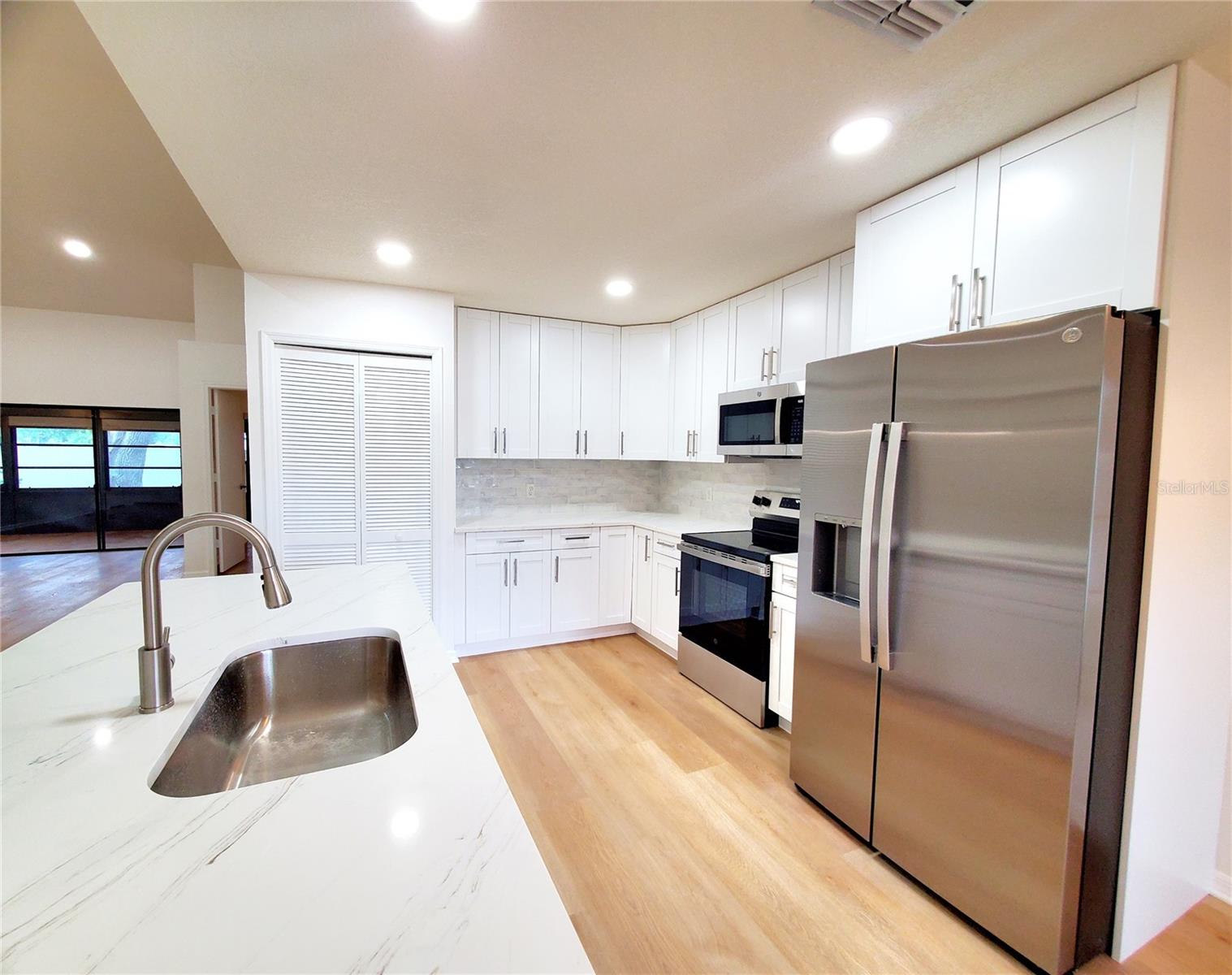 2053 Villa, Clearwater, FL 33763