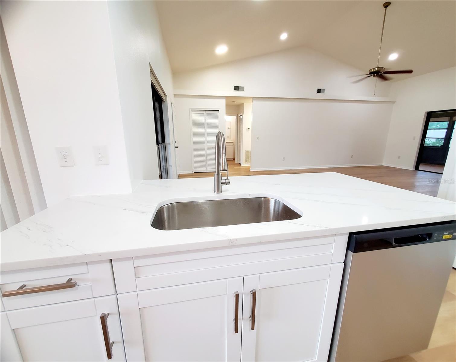 2053 Villa, Clearwater, FL 33763