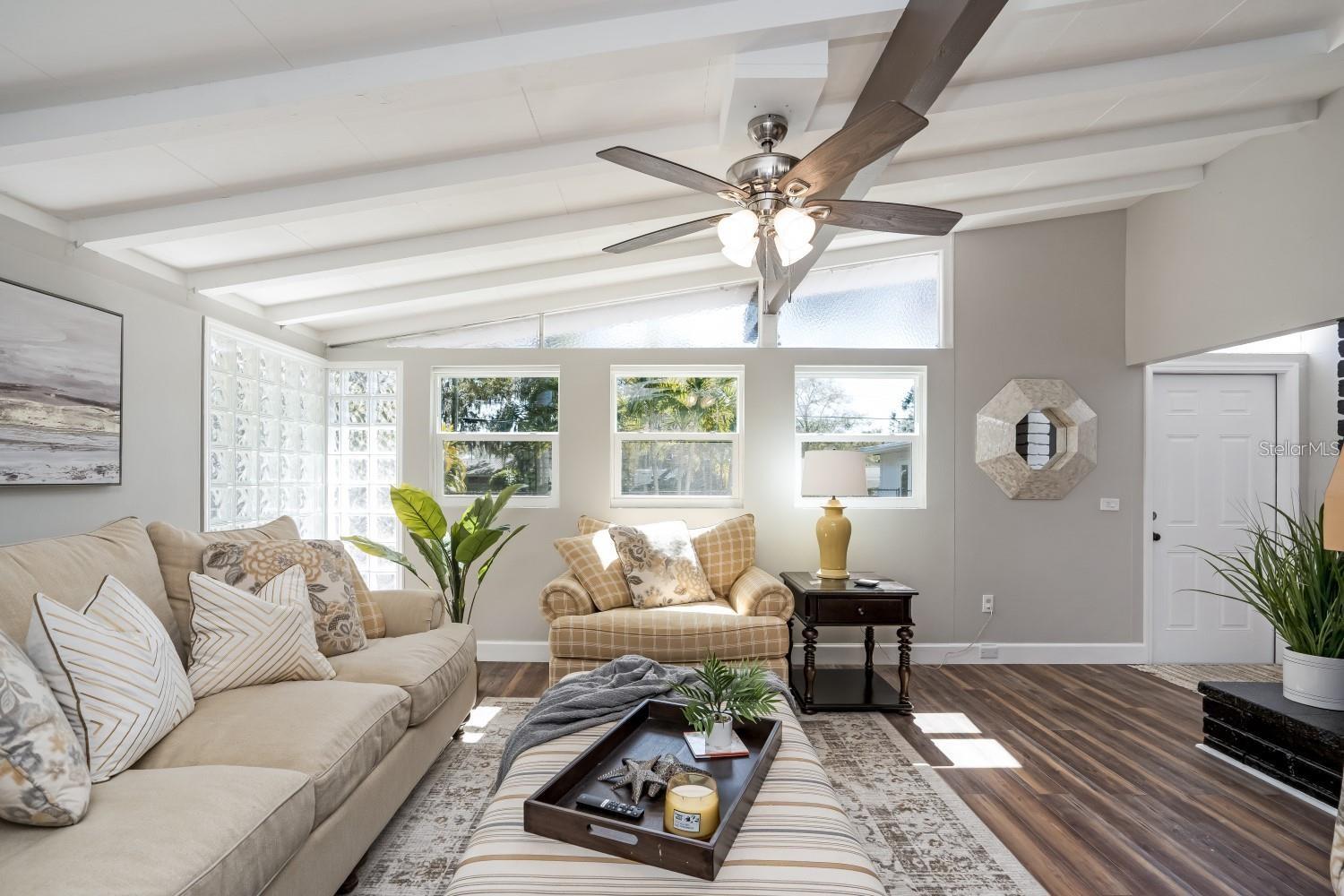 2213 Wason, Sarasota, FL 34231