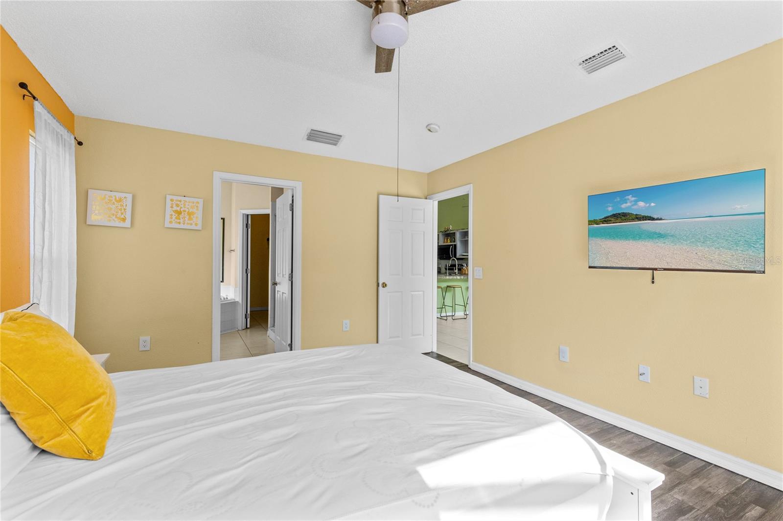 915 Lake Berkley, Kissimmee, FL 34746