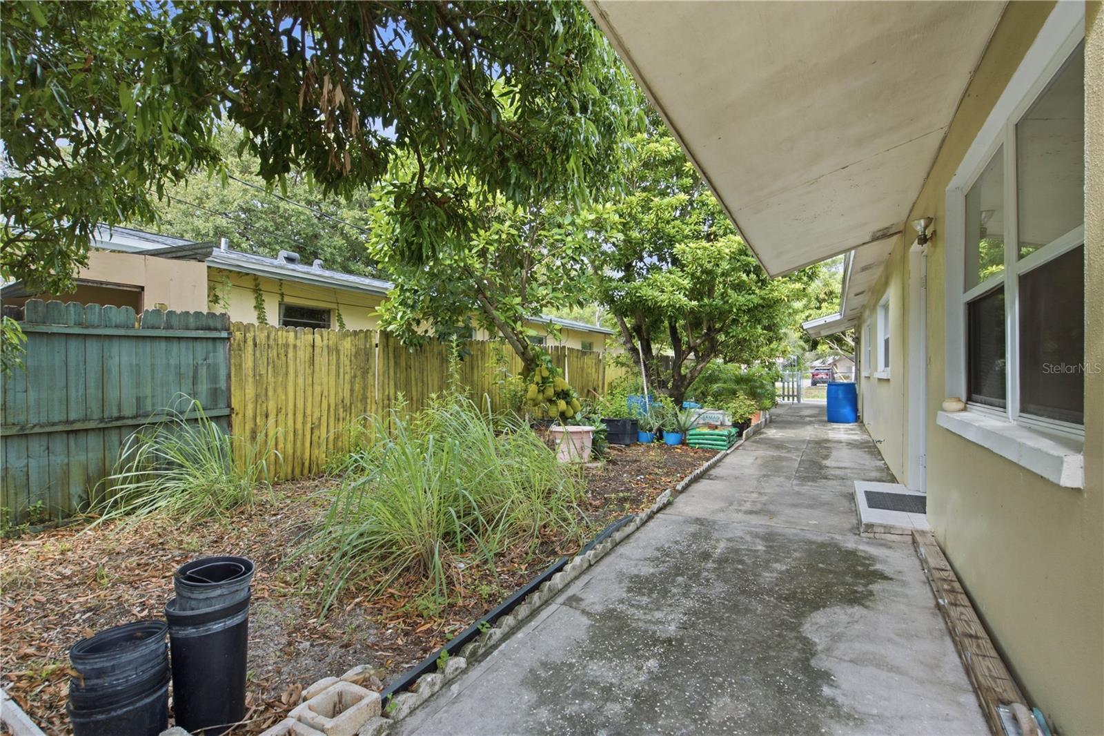 1615 Palm, Largo, FL 33771