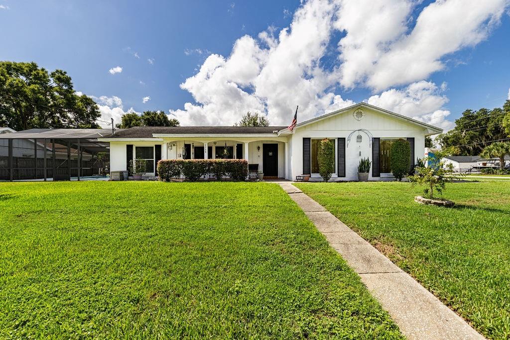 4268 Lake Eleanor, Mount Dora, FL 32757