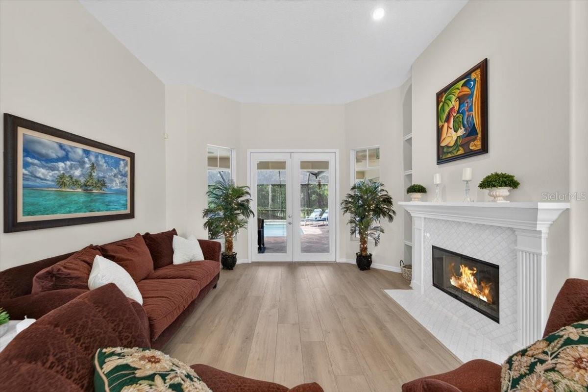 5603 Eagleglen, Lithia, FL 33547