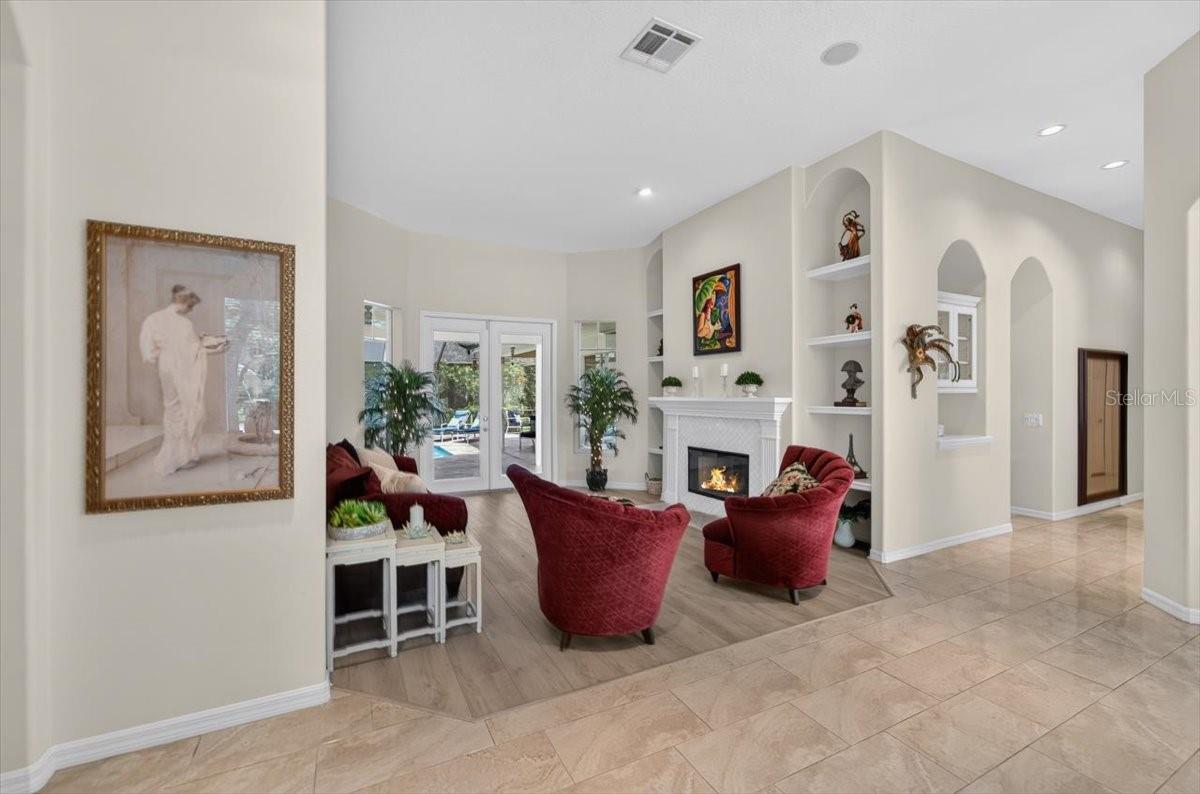 5603 Eagleglen, Lithia, FL 33547