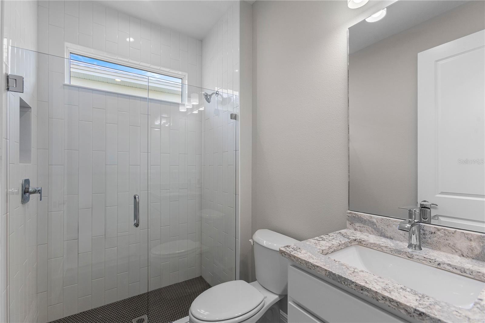 1727 Point Grace, Tavares, FL 32778