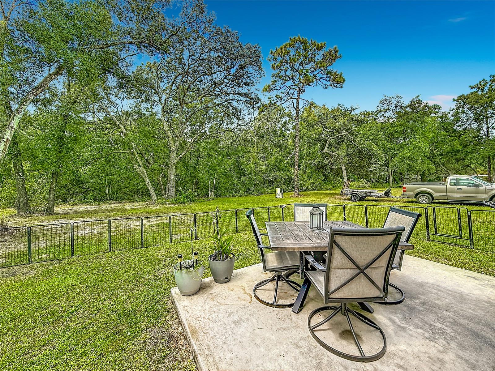 5870 171st, Ocklawaha, FL 32179