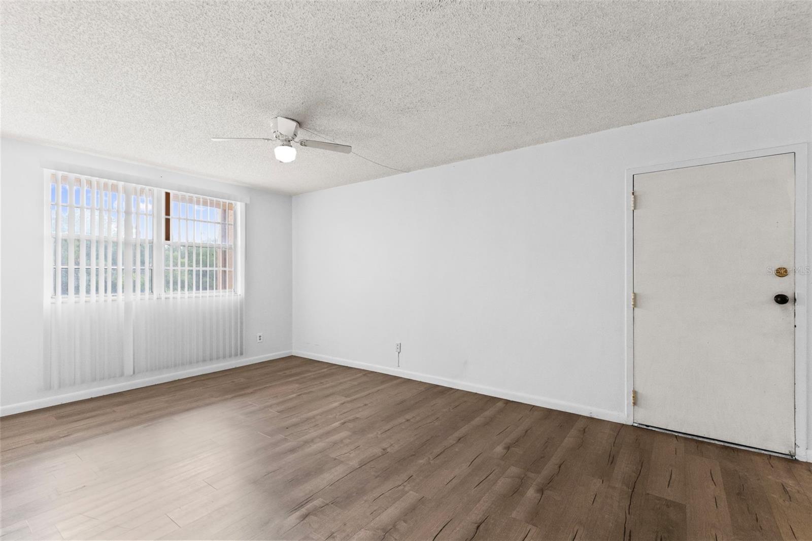 5820 Church Unit 345a, Tampa, FL 33614