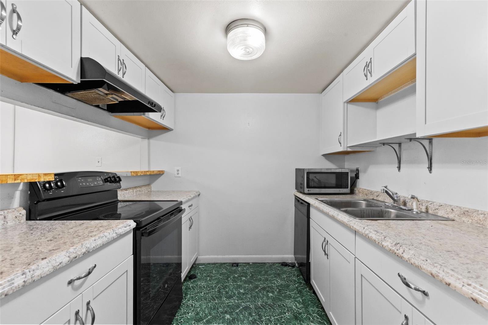 5820 Church Unit 345a, Tampa, FL 33614