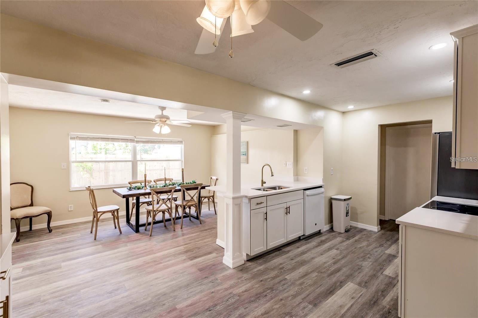 3716 Mundy Ridge, Sarasota, FL 34233