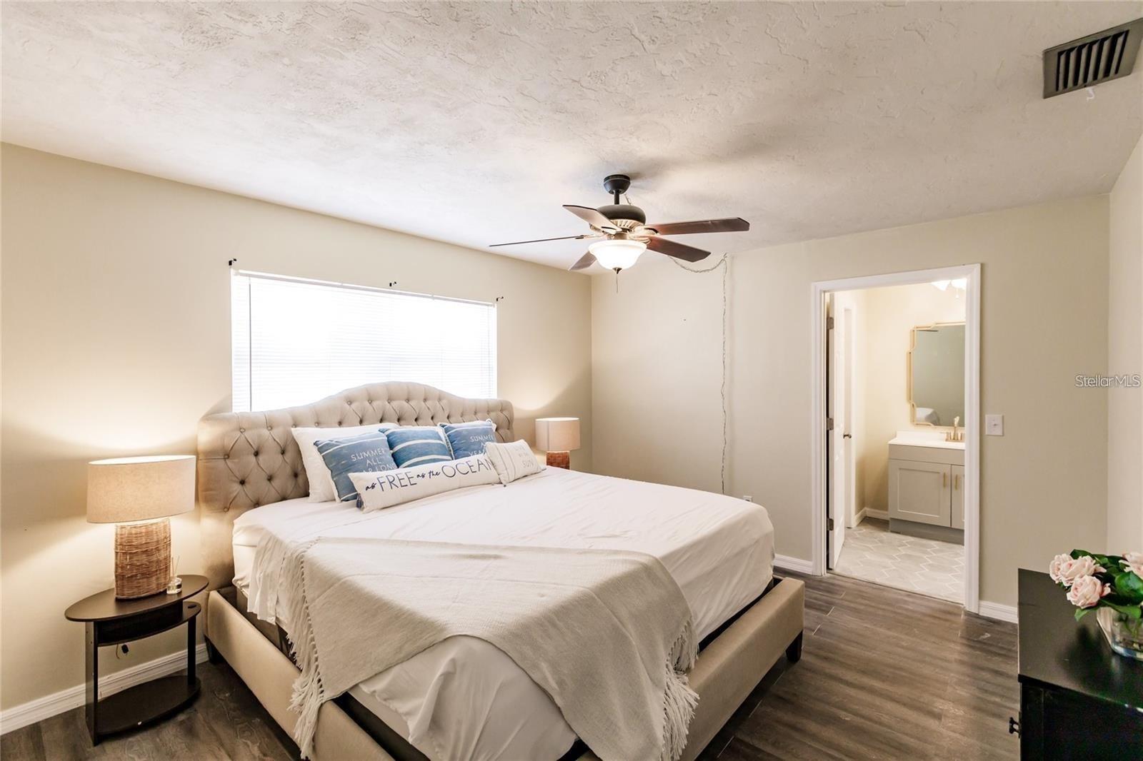 3716 Mundy Ridge, Sarasota, FL 34233