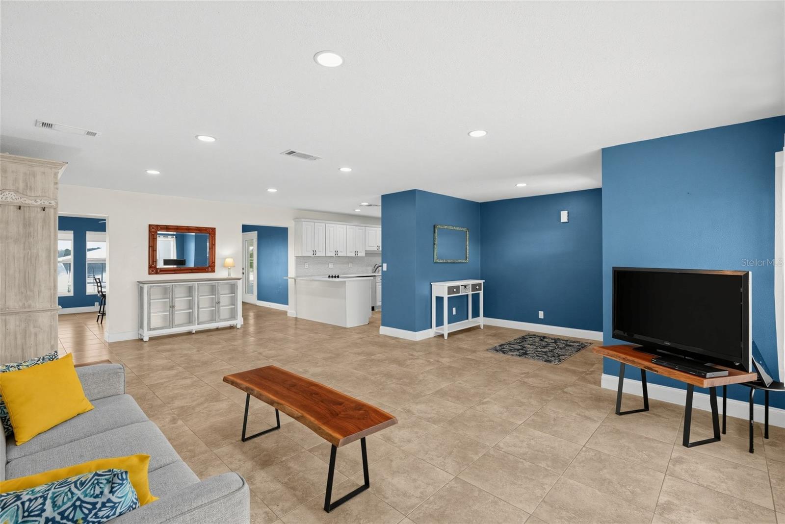 186 Mandolin, Lake Placid, FL 33852