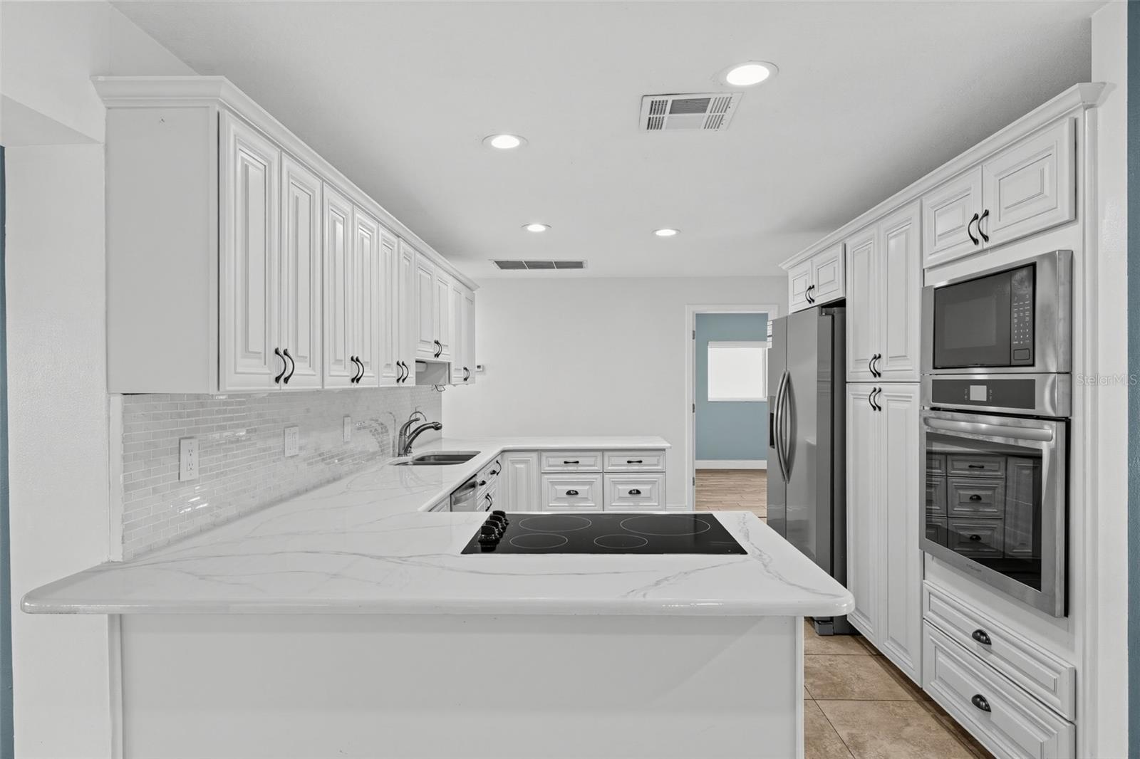 186 Mandolin, Lake Placid, FL 33852