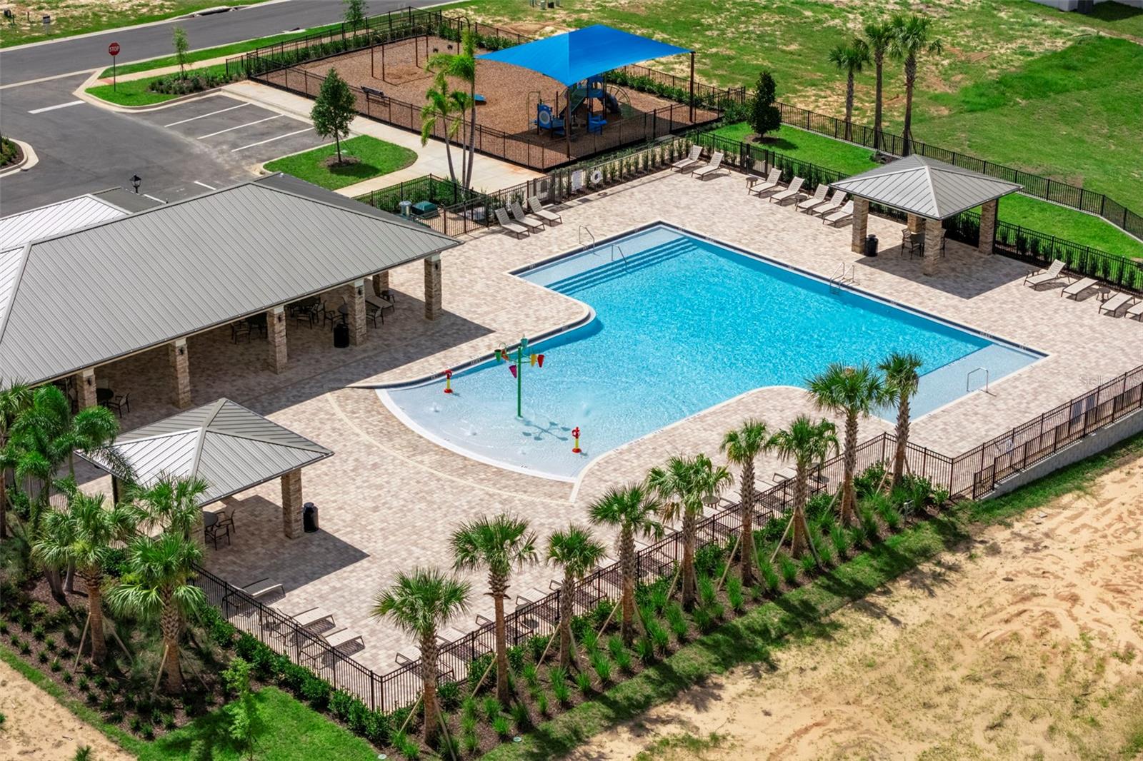 6812 Broad Wing, Howey In the Hills, FL 34737