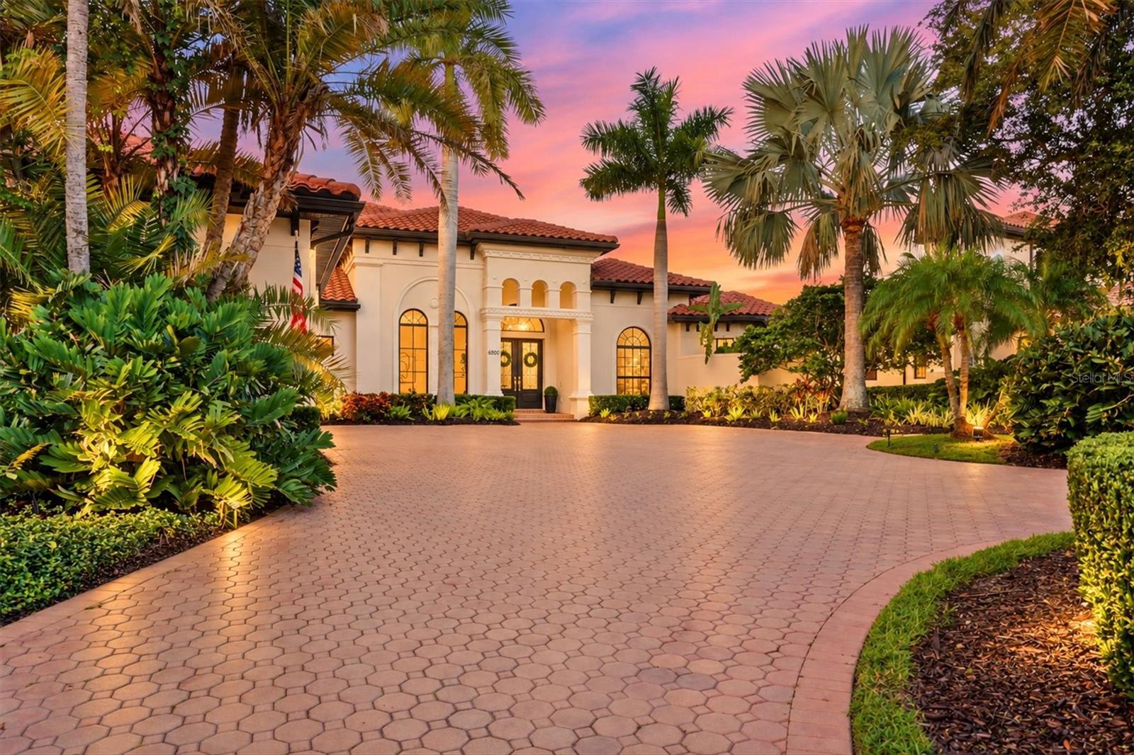 6809 Belmont, Bradenton, FL 34202