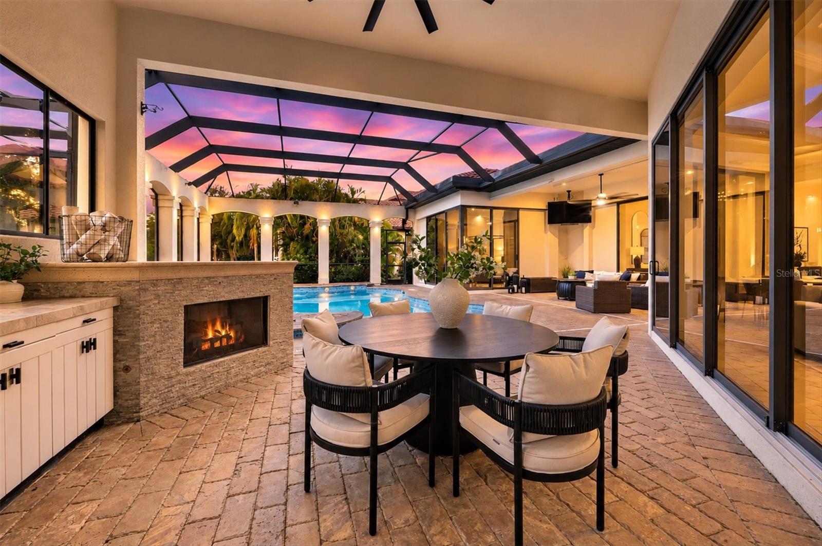 6809 Belmont, Bradenton, FL 34202