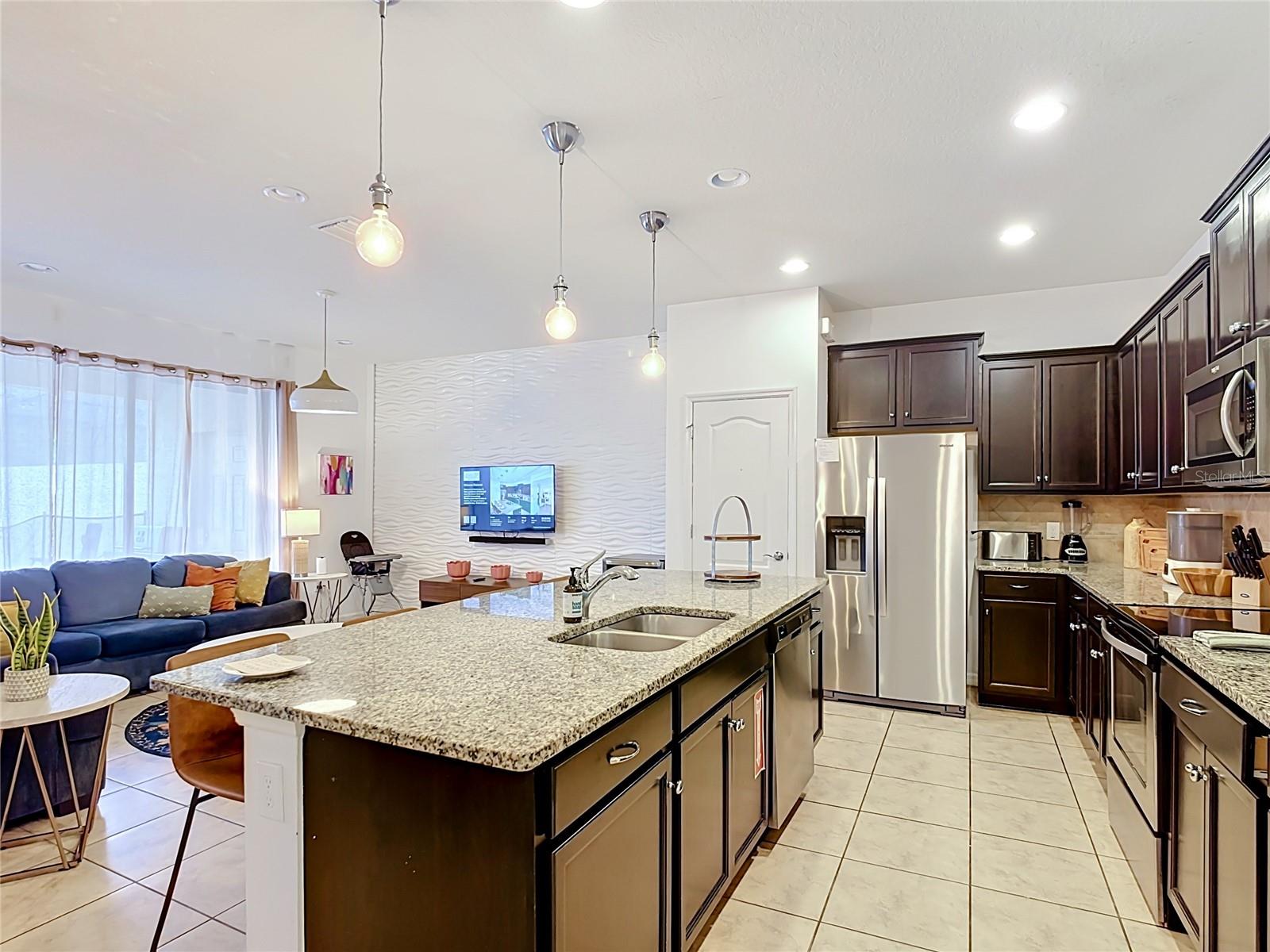 8891 Geneve, Kissimmee, FL 34747
