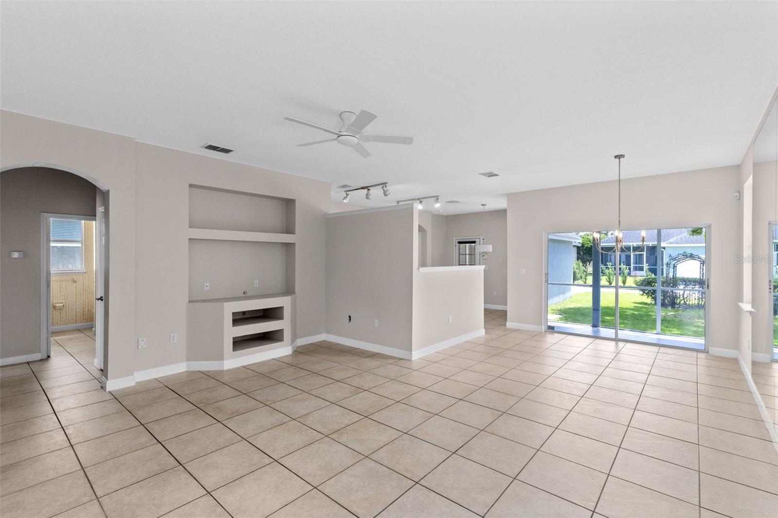 3919 Peppervine, Orlando, FL 32828