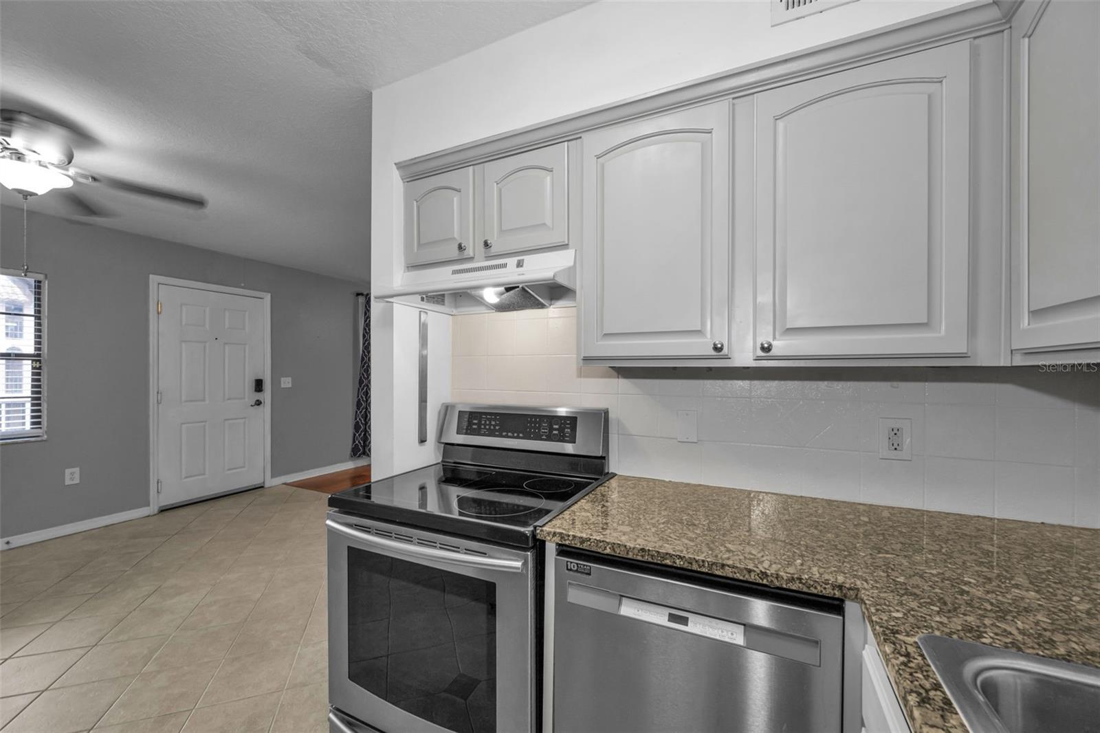 6100 Gulfport Unit 405, Gulfport, FL 33707