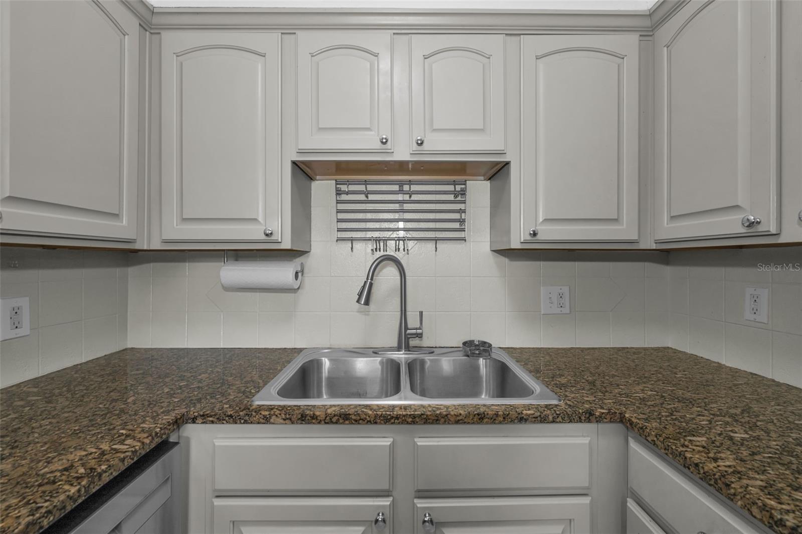 6100 Gulfport Unit 405, Gulfport, FL 33707