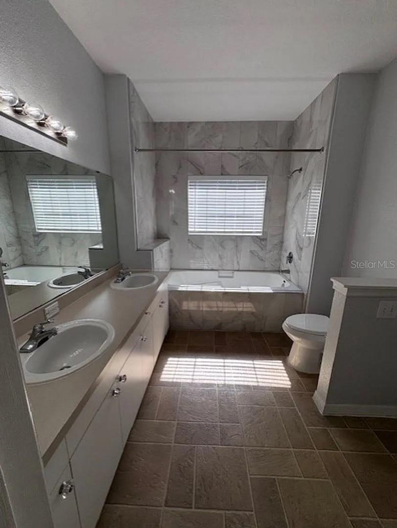 3615 Conroy Unit 627, Orlando, FL 32839