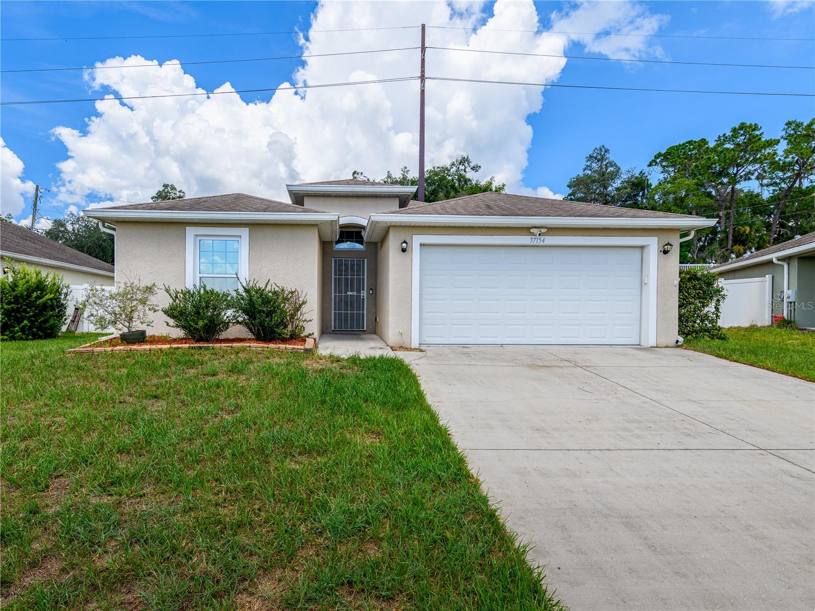 37154 Highland Bluff, Dade City, FL 33523