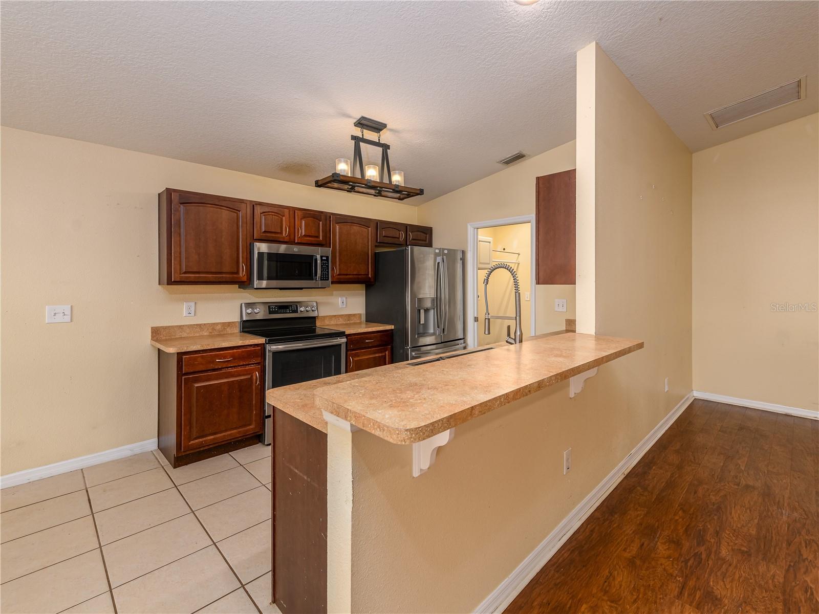 37154 Highland Bluff, Dade City, FL 33523