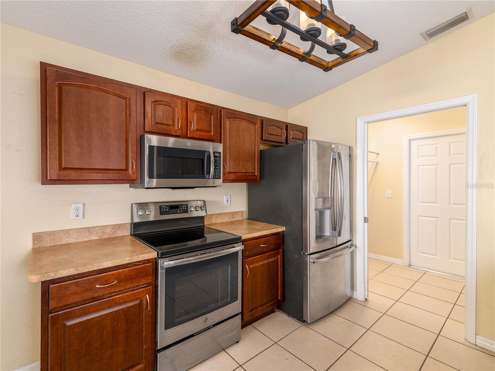 37154 Highland Bluff, Dade City, FL 33523