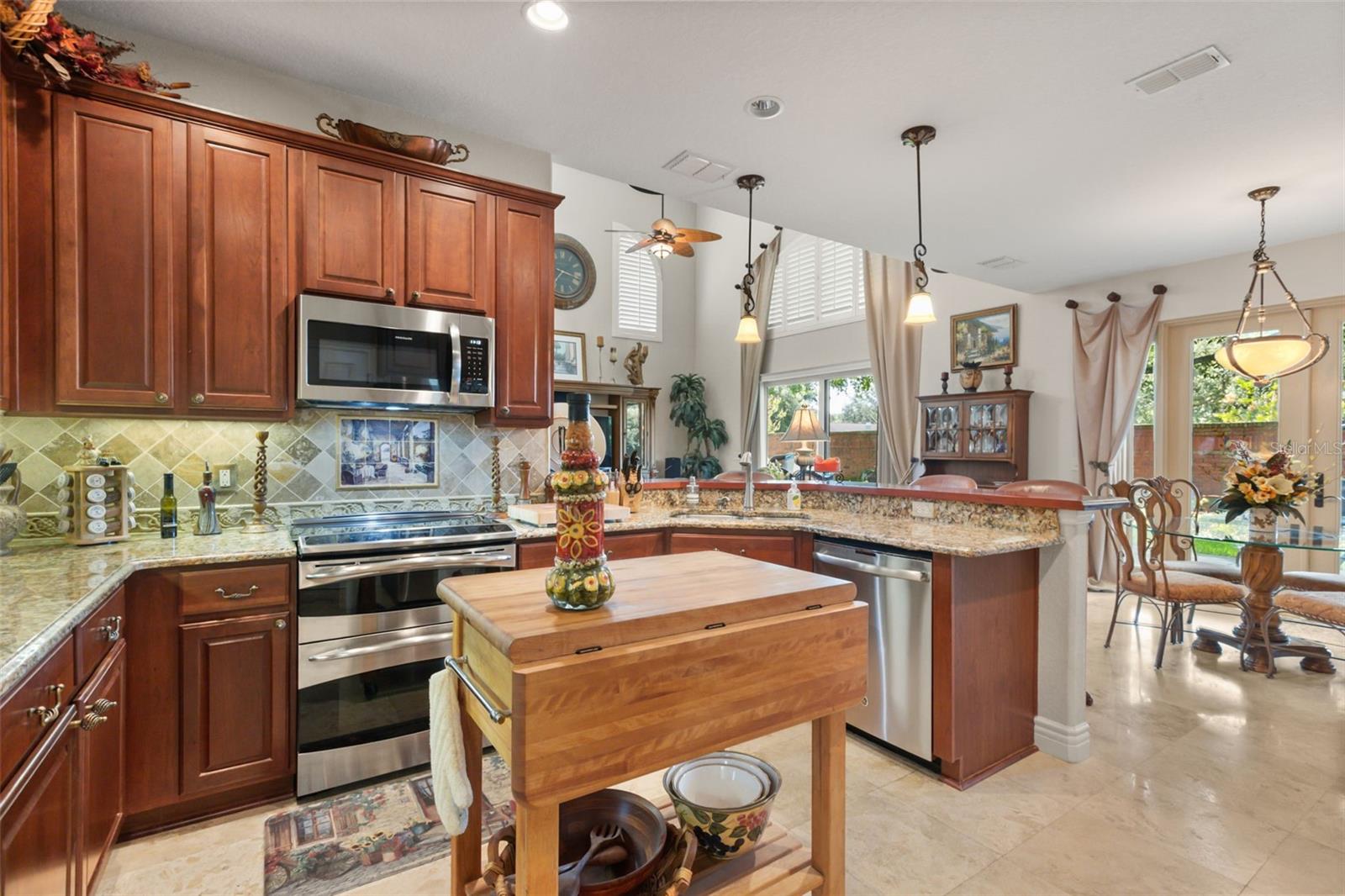 393 Lake Amberleigh, Winter Garden, FL 34787