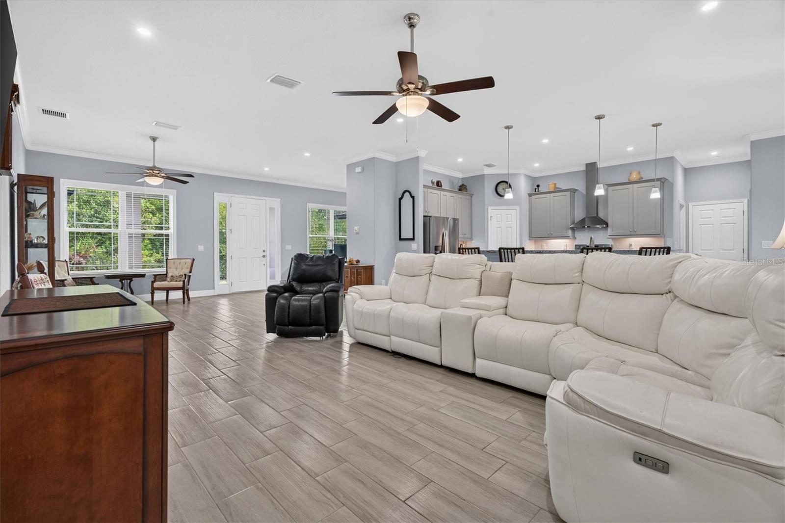 18602 Reynolds, Orlando, FL 32833