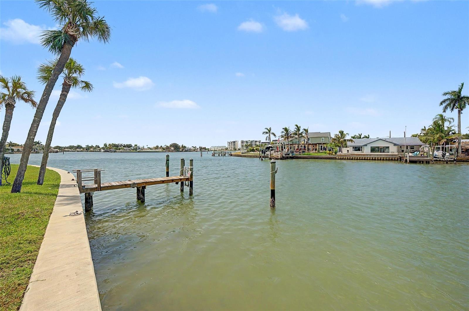 519 Plaza Seville Unit 39, Treasure Island, FL 33706