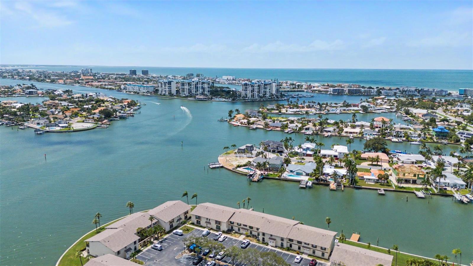 519 Plaza Seville Unit 39, Treasure Island, FL 33706