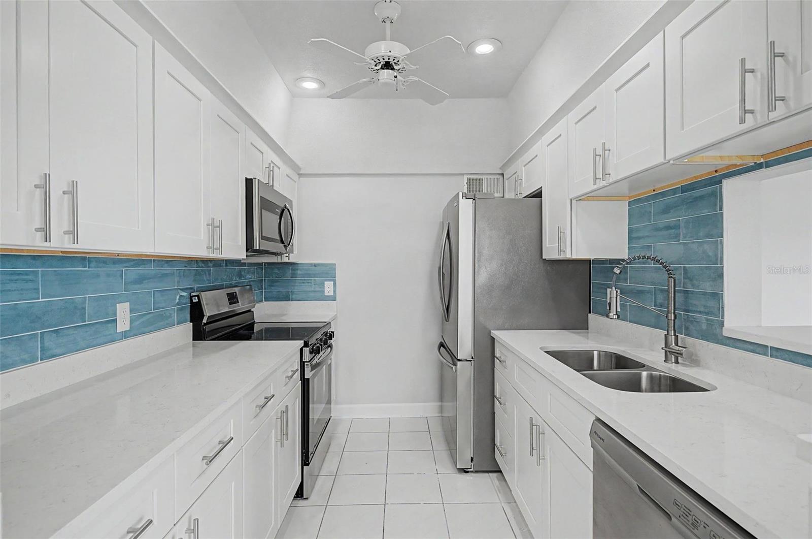 519 Plaza Seville Unit 39, Treasure Island, FL 33706
