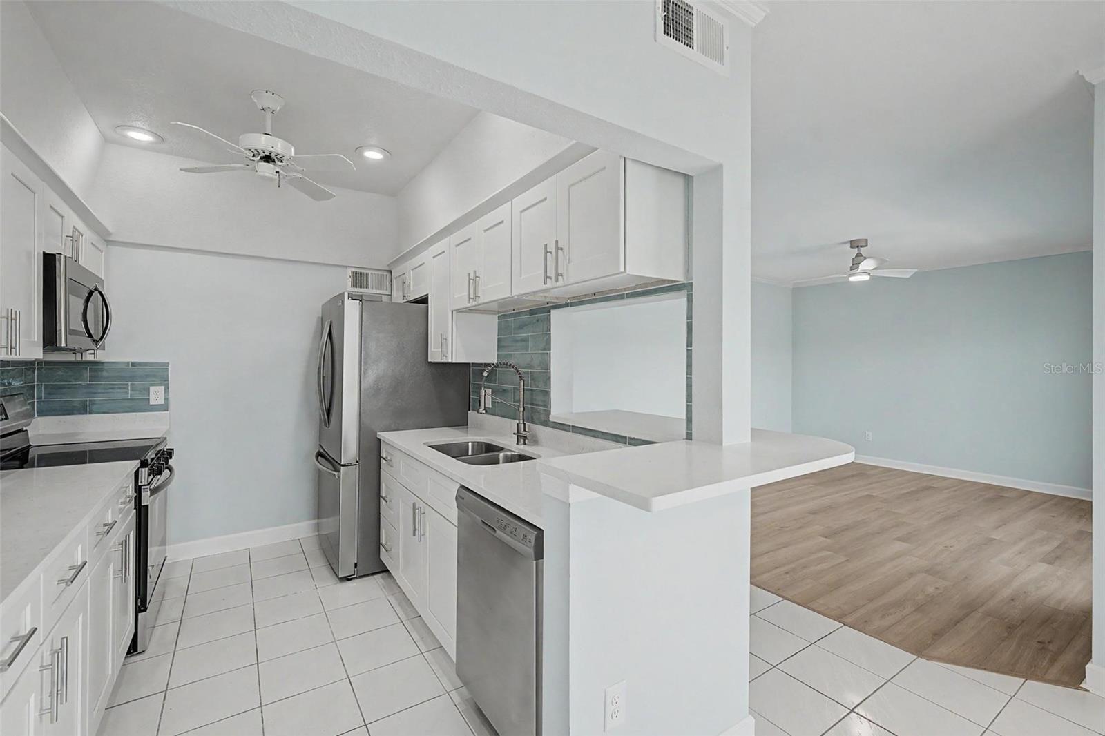 519 Plaza Seville Unit 39, Treasure Island, FL 33706