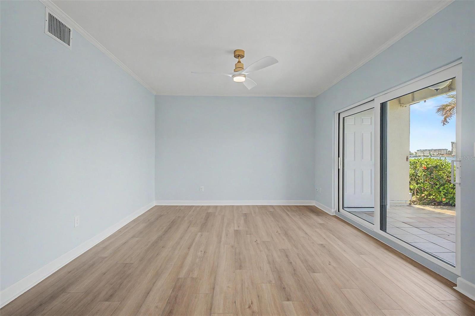 519 Plaza Seville Unit 39, Treasure Island, FL 33706
