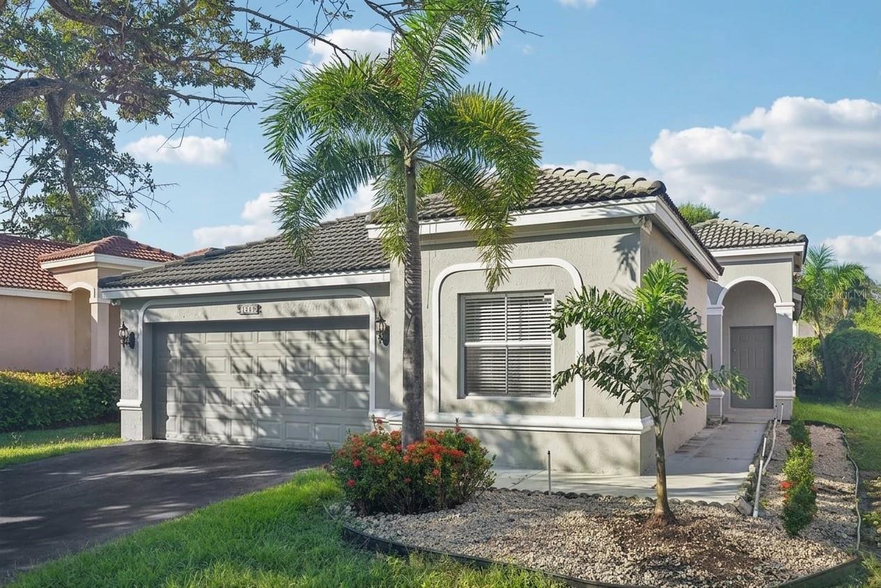 1283 Chinaberry, Weston, FL 33327