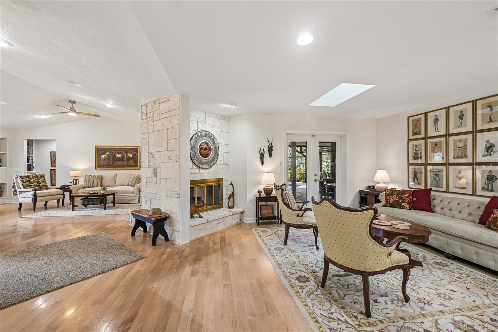 4502 Friar Tuck, Sarasota, FL 34232