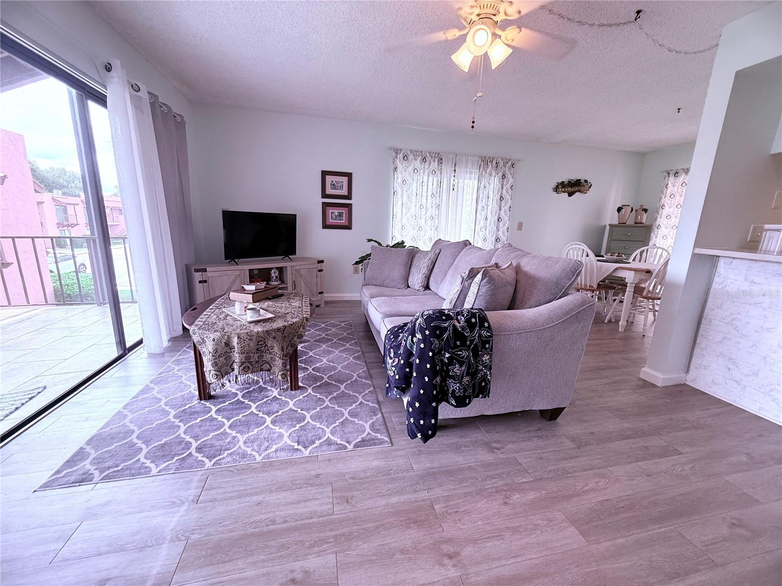 227 La Casa Unit 227, Lake Wales, FL 33898
