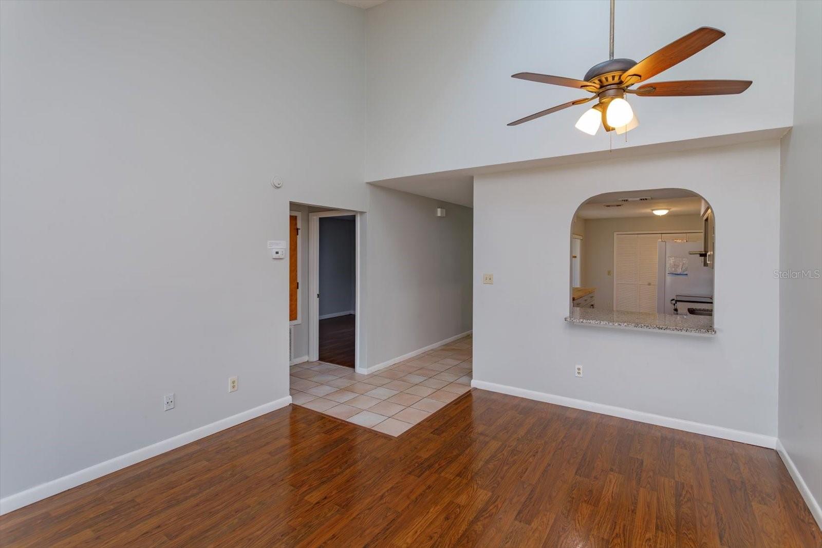 5429 Vineland Unit 6f, Orlando, FL 32811