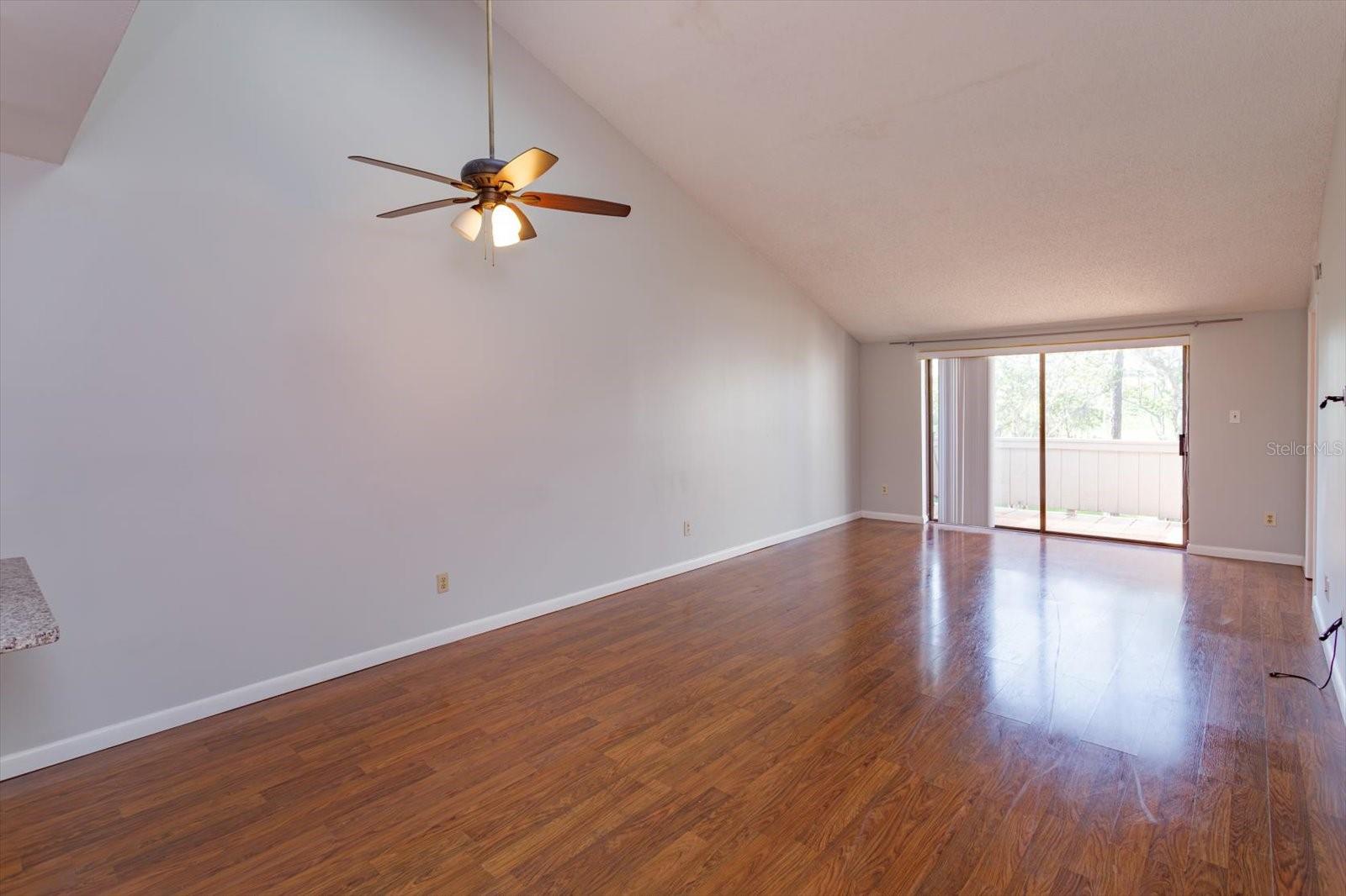 5429 Vineland Unit 6f, Orlando, FL 32811
