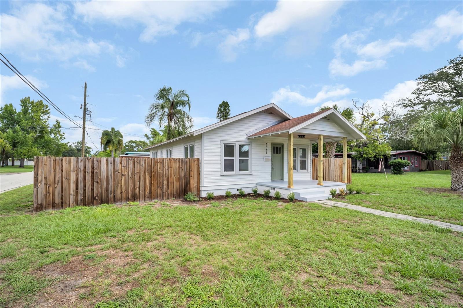 5355 2nd, St Petersburg, FL 33707