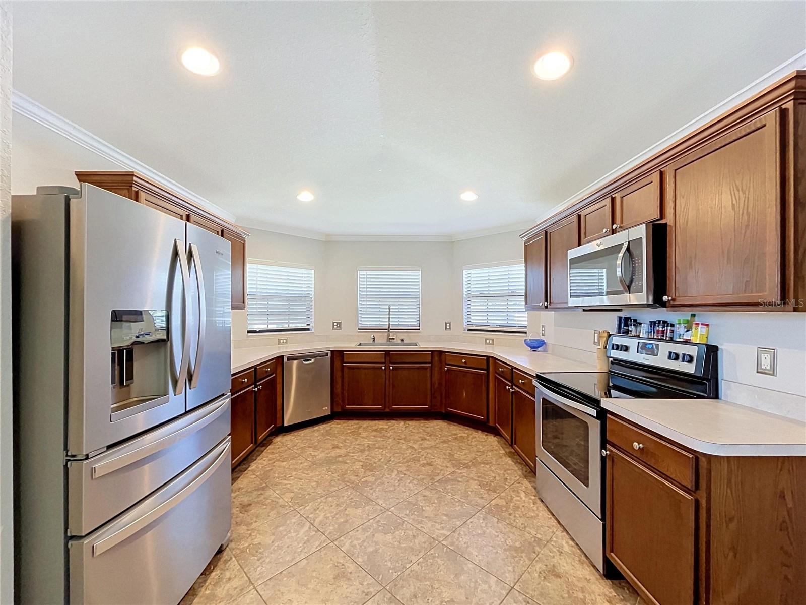 418 Majestic Gardens Blvd, Winter Haven, FL 33880