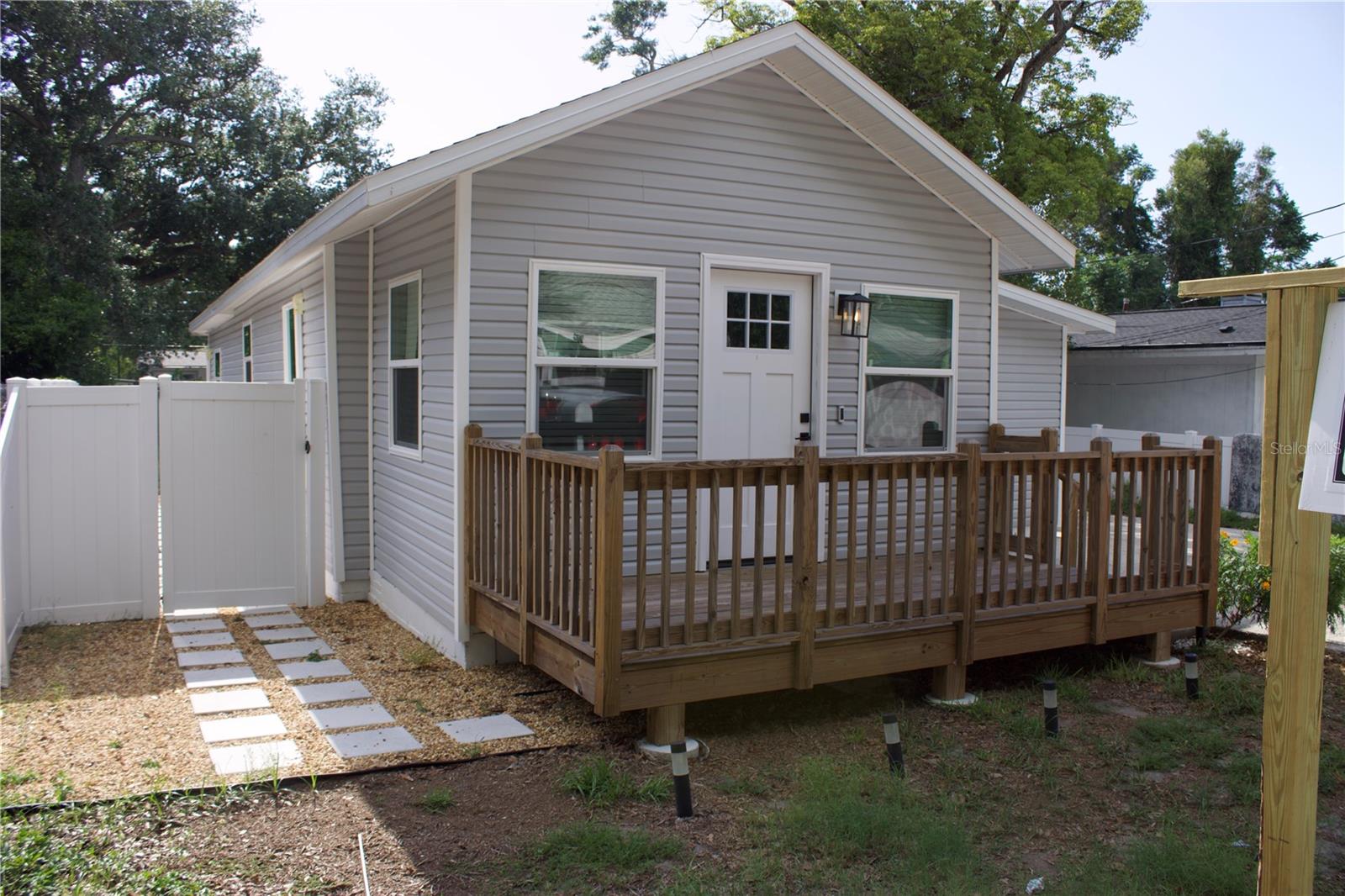 1574 Ewing, Clearwater, FL 33756