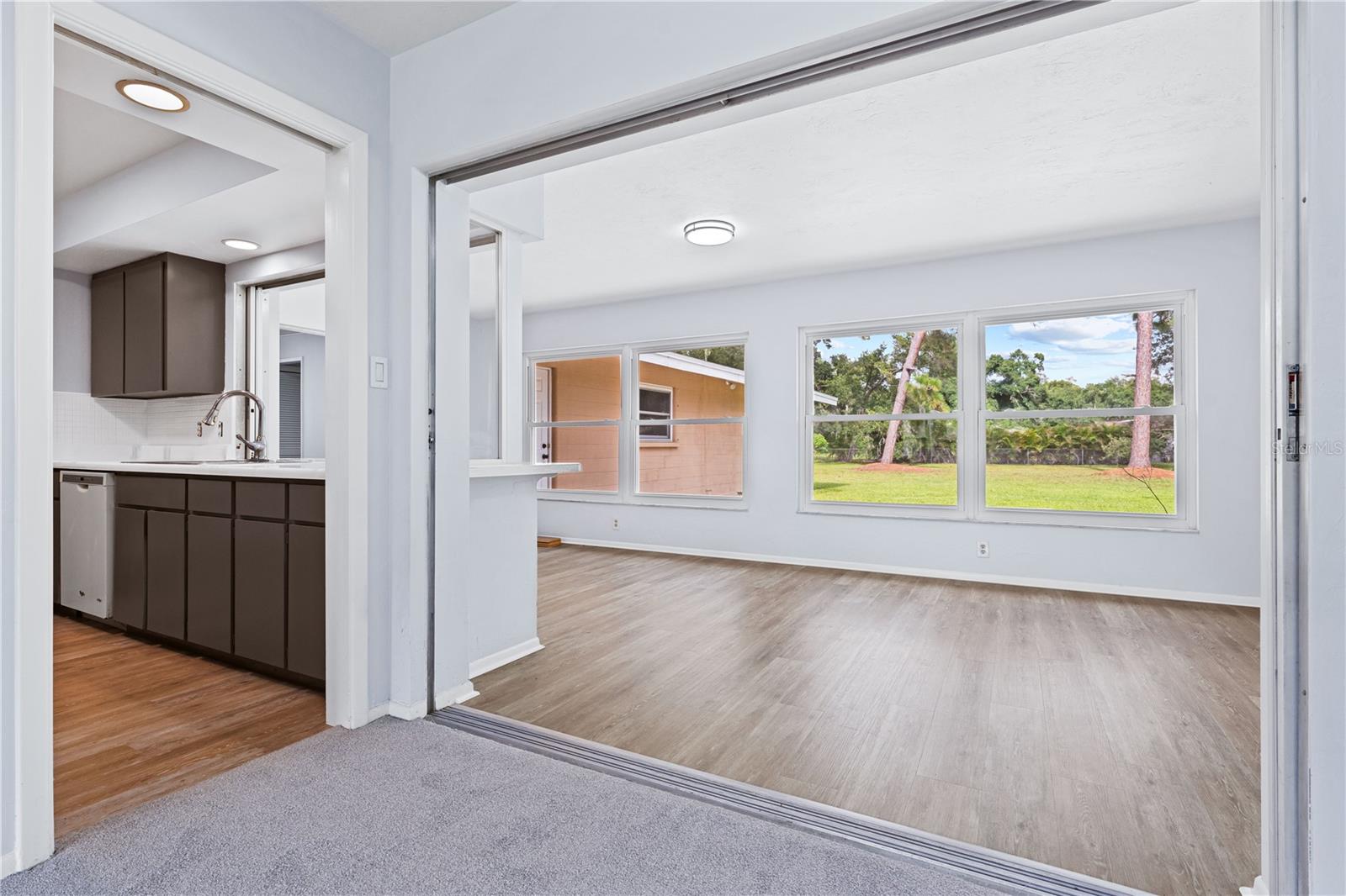 3733 Malec, Sarasota, FL 34233
