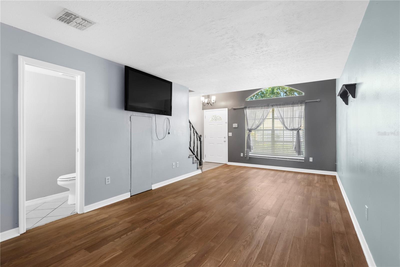 609 Saint Henry, Brandon, FL 33511