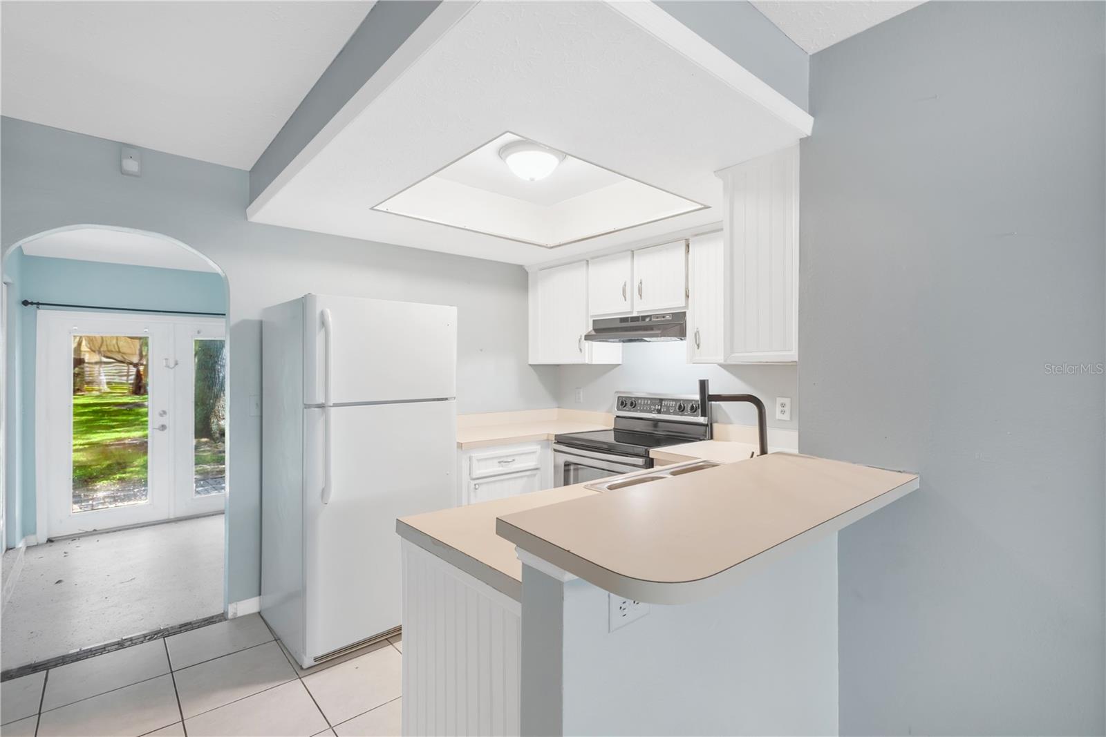 609 Saint Henry, Brandon, FL 33511
